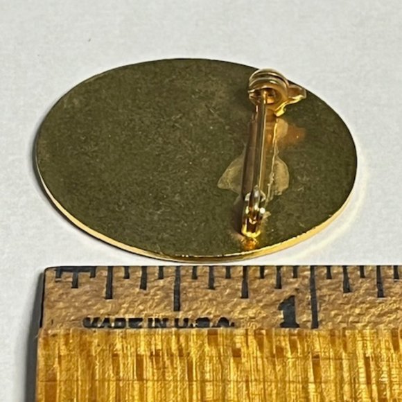 Sarasota Lawn Bowling Club Enamel Lapel Hat Clothes Pin .8"x1.25" - Picture 6 of 7